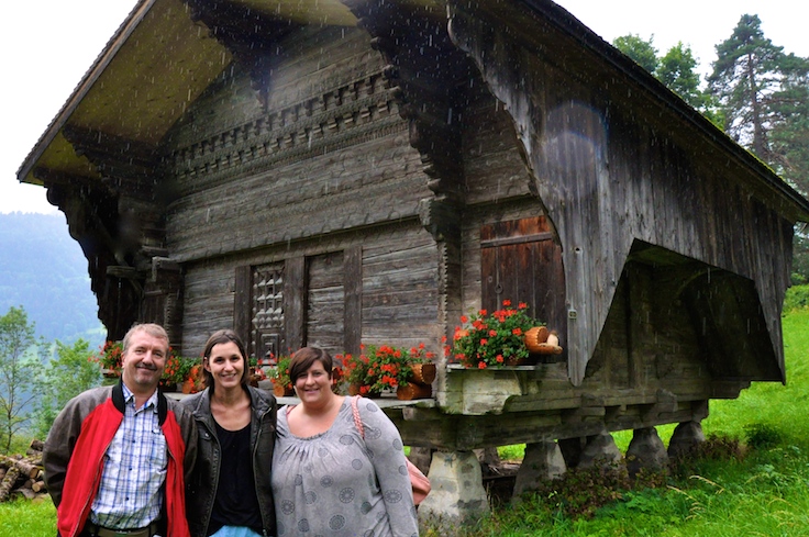 Les membres du Groupe d'Animation de la Société de Développement de Cergnat, de g à d: Yvan Cheseaux, Géraldine Venker et Adeline Grangier.